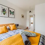 Beautiful 2 Bedroom In Redland - Simply Check In Appartamento *