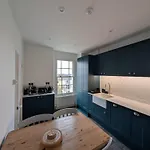 Beautiful 2 Bedroom In Redland - Simply Check In Apartamento