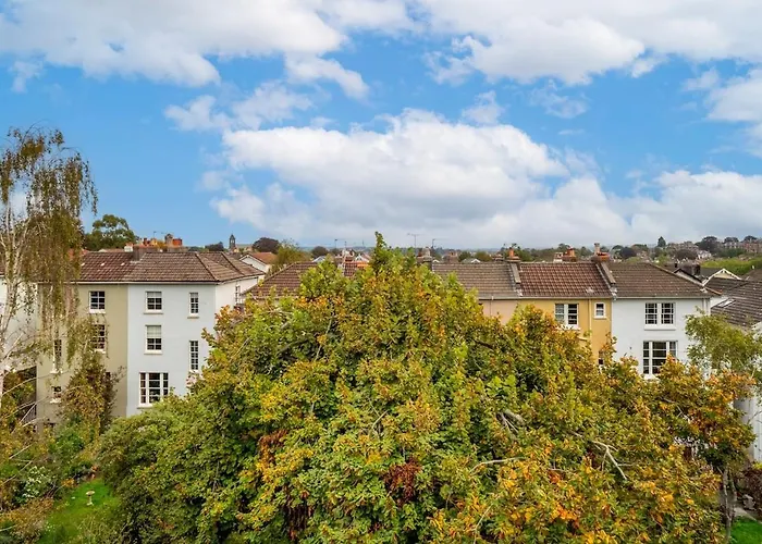 Beautiful 2 Bedroom In Redland - Simply Check In Lägenhet Bristol