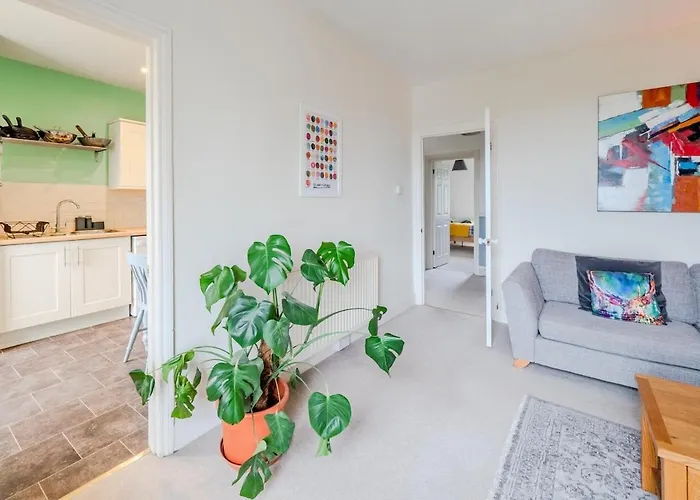 Beautiful 2 Bedroom In Redland - Simply Check In * Bristol