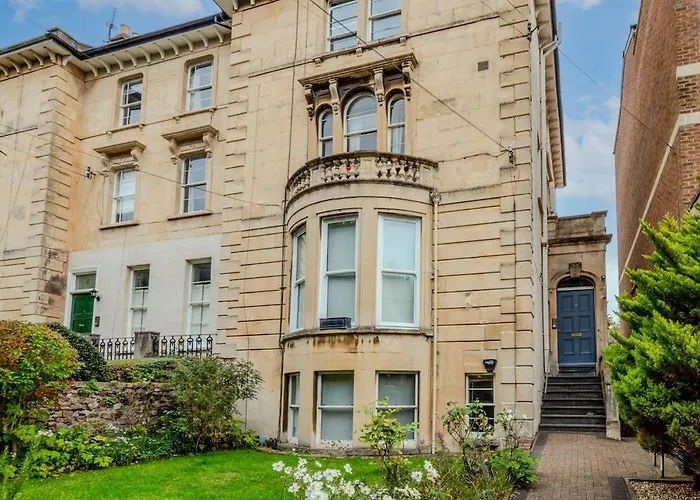 Beautiful 2 Bedroom In Redland - Simply Check In Lägenhet Bristol